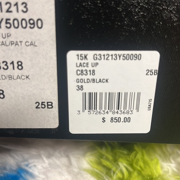 Chanel lace up gold and black shoes size 38 from the 2015 pre-spring collection - Picture 11 of 12